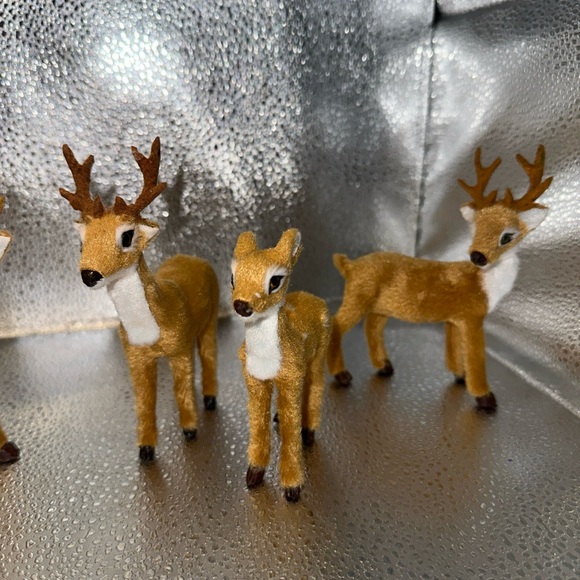 Deer buck fawn faux fur Set of 6 Brown and White Reindeer Figurines - Picture 4 of 10